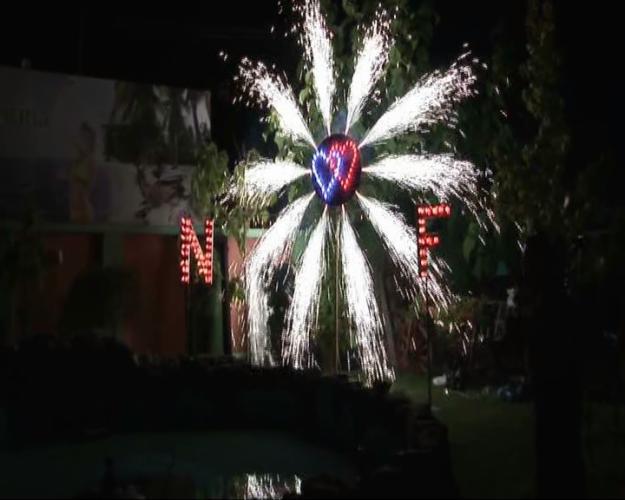 FOCURI DE ARTIFICII SI EFECTE PIROTEHNICE - Pret | Preturi FOCURI DE ARTIFICII SI EFECTE PIROTEHNICE