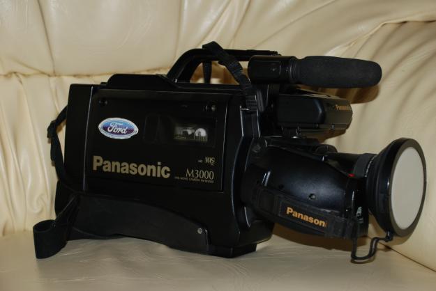 Vand camera video panasonic model m 3000 si m 4o ,pe proba ,stare f.buna,generator carac - Pret | Preturi Vand camera video panasonic model m 3000 si m 4o ,pe proba ,stare f.buna,generator carac