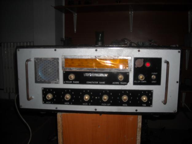 Vand statie pe lampi 75W originala Radio Progresul (unicat) - Pret | Preturi Vand statie pe lampi 75W originala Radio Progresul (unicat)