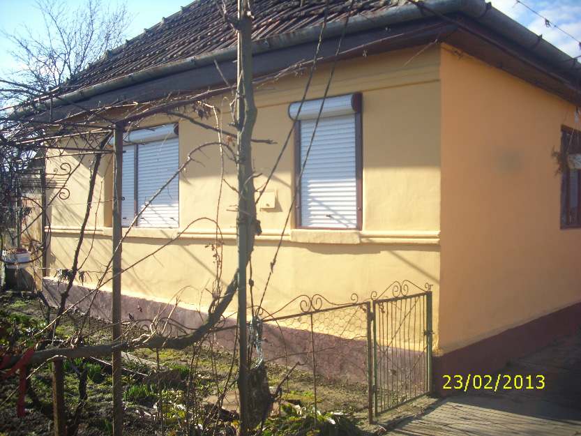 Casa de vanzare Peciu Nou. - Pret | Preturi Casa de vanzare Peciu Nou.