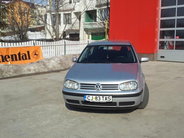 VW GOLF 4 din 2003 - Pret | Preturi VW GOLF 4 din 2003