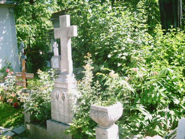 VAND LOC DE VECI CIMITIRUL BELLU BUCURESTI - Pret | Preturi VAND LOC DE VECI CIMITIRUL BELLU BUCURESTI