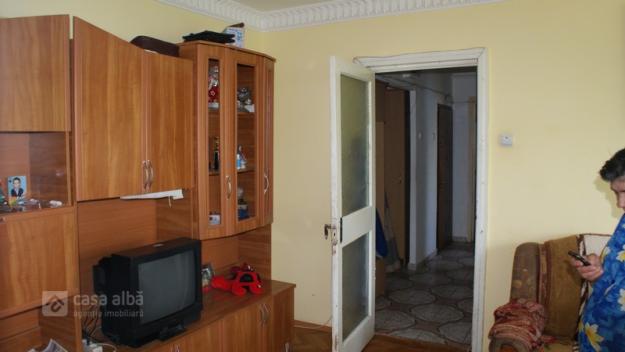 Apartament 3 camere Podu Ros 45.500 euro - Pret | Preturi Apartament 3 camere Podu Ros 45.500 euro