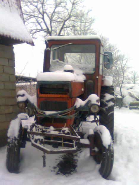 VAND TRACTOR U 650 IN STARE BUNA DE FUNCTIONARE - Pret | Preturi VAND TRACTOR U 650 IN STARE BUNA DE FUNCTIONARE