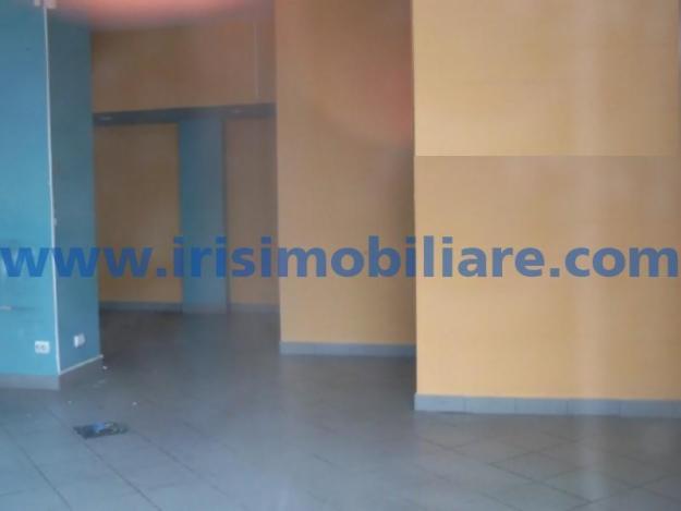 Inchiriere spatiu comercial - Pret | Preturi Inchiriere spatiu comercial