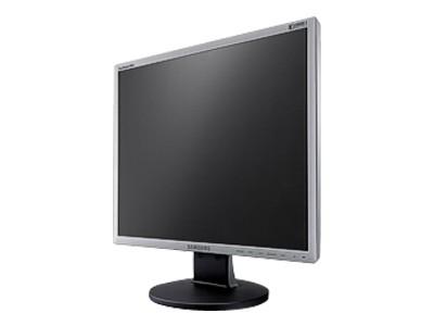 Vand monitor LCD 19