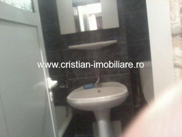 COD 4561-CRISTIAN CHANCE OFERA SPRE VANZARE GARSONIERA - Pret | Preturi COD 4561-CRISTIAN CHANCE OFERA SPRE VANZARE GARSONIERA