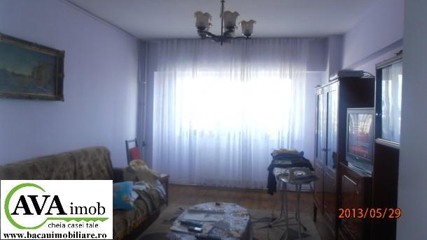 Vand urgent apartament cu 3 camere decomandat pe Mihai Viteazu, zona ultracentrala - Pret | Preturi Vand urgent apartament cu 3 camere decomandat pe Mihai Viteazu, zona ultracentrala