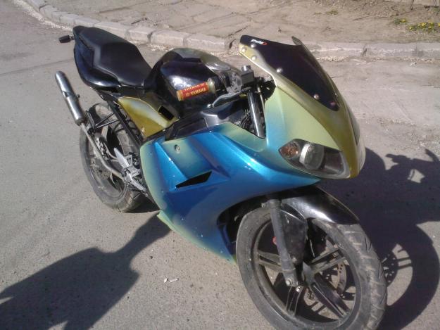 Vand Yamaha TZR 50 modificat - Pret | Preturi Vand Yamaha TZR 50 modificat