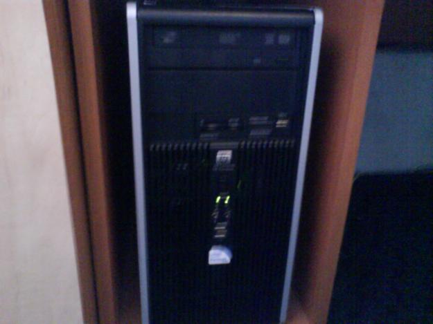 vand pc hp compaq 5800 microtower (de birou) - Pret | Preturi vand pc hp compaq 5800 microtower (de birou)