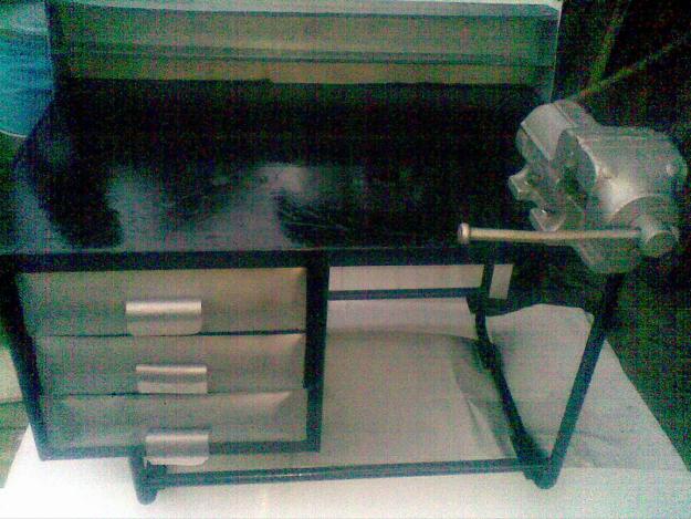 Vand banc de lucru cu 3 sertare - Pret | Preturi Vand banc de lucru cu 3 sertare