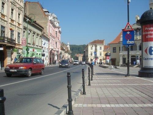 Spatiu comercial de inchiriat. Situat in centrul istoric al Brasovului, pe strada Muresenilor (pe gang). Suprafata total - Pret | Preturi Spatiu comercial de inchiriat. Situat in centrul istoric al Brasovului, pe strada Muresenilor (pe gang). Suprafata total