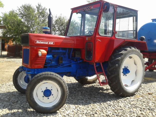 Vand tractor u 650 m impecabil ! - Pret | Preturi Vand tractor u 650 m impecabil !