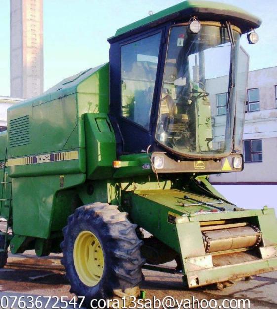 Vind combine John Deere 1052 si John Deere 960 - Pret | Preturi Vind combine John Deere 1052 si John Deere 960