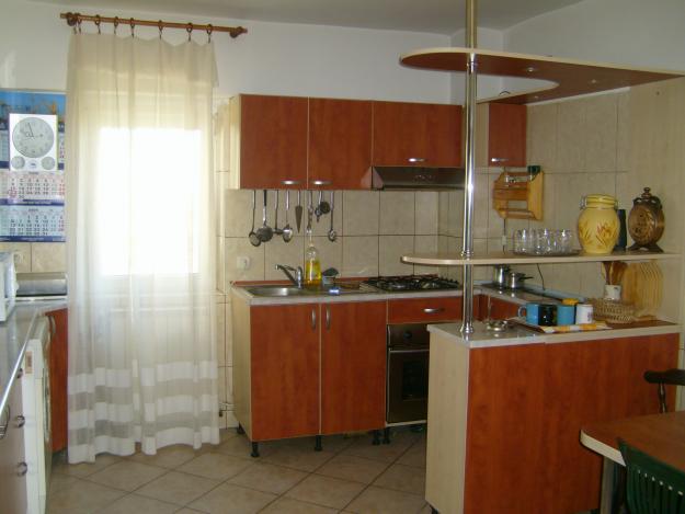 Inchiriez apartament sau camere Constanta estival 2009 - Pret | Preturi Inchiriez apartament sau camere Constanta estival 2009