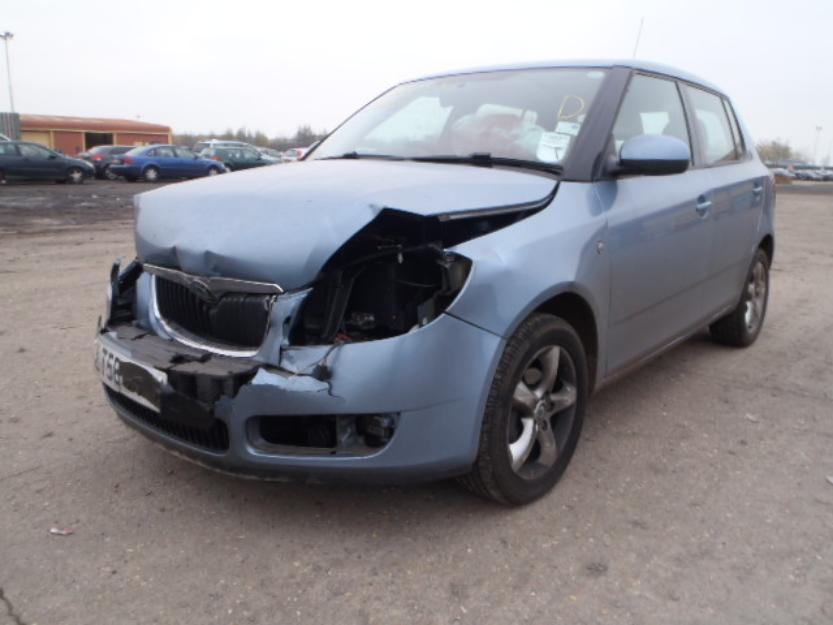 Vindem Skoda Fabia 2, an 2008, HTP,51 KW, 70 CP - Pret | Preturi Vindem Skoda Fabia 2, an 2008, HTP,51 KW, 70 CP