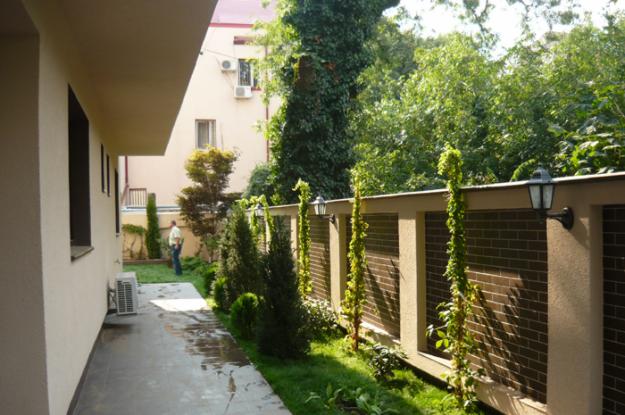 Apartament cu 3 camere - zona Kiseleff - Pret | Preturi Apartament cu 3 camere - zona Kiseleff