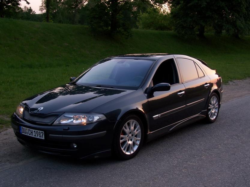 Dezmembrez Renault Laguna 2, an 2008, 2000 cmc, benzina - Pret | Preturi Dezmembrez Renault Laguna 2, an 2008, 2000 cmc, benzina