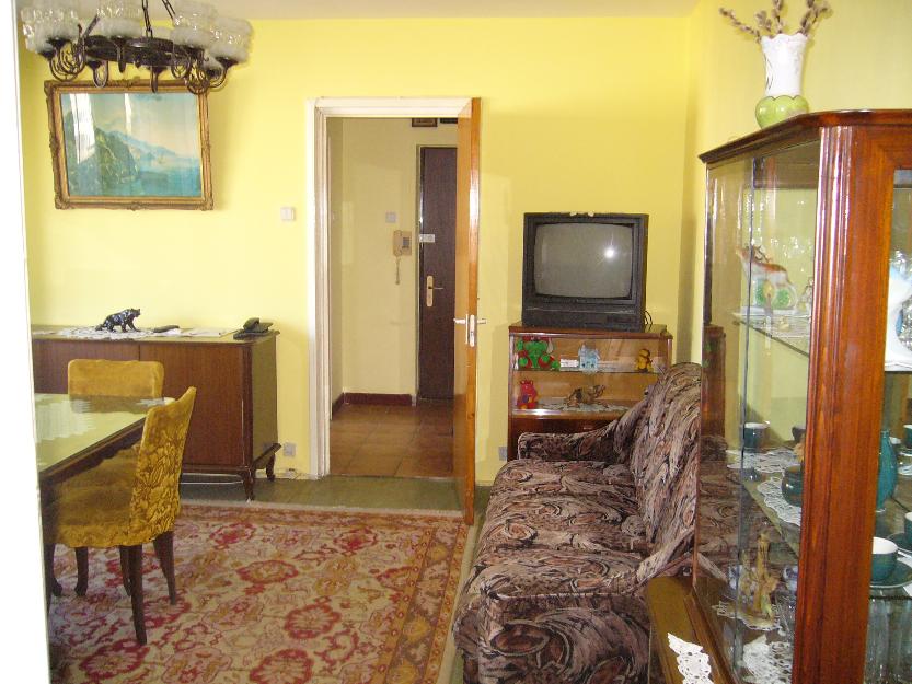 Proprietar ofer la schimb apartament 3 camere - Pret | Preturi Proprietar ofer la schimb apartament 3 camere