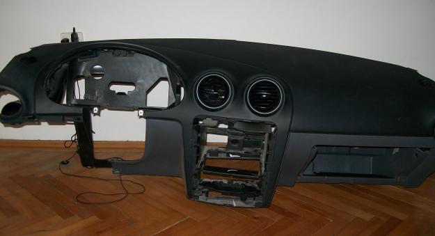 Vand plansa bord airbag pasager modul declansare seat Ibiza 2008 - Pret | Preturi Vand plansa bord airbag pasager modul declansare seat Ibiza 2008