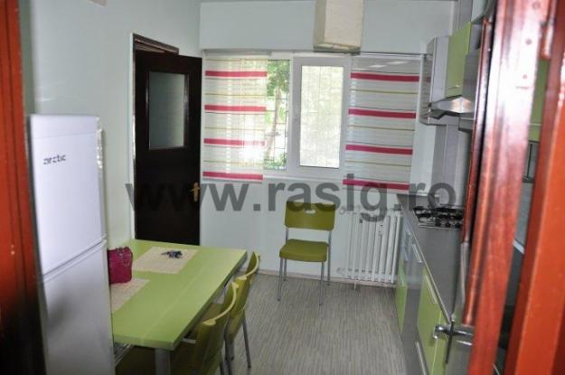 garsoniera, Sebastian, moderna, 290 euro negociabil - Pret | Preturi garsoniera, Sebastian, moderna, 290 euro negociabil