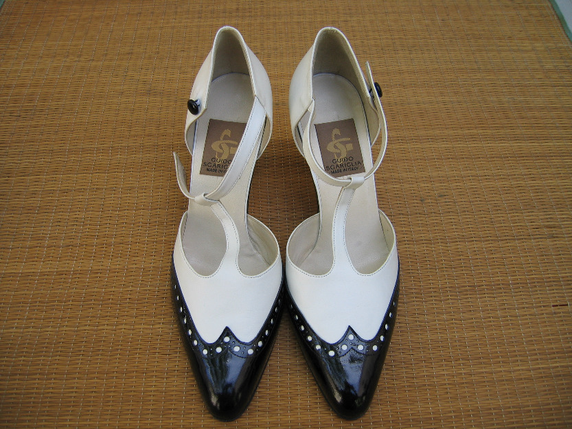 Pantofi vintage de dama made in Italy - Pret | Preturi Pantofi vintage de dama made in Italy