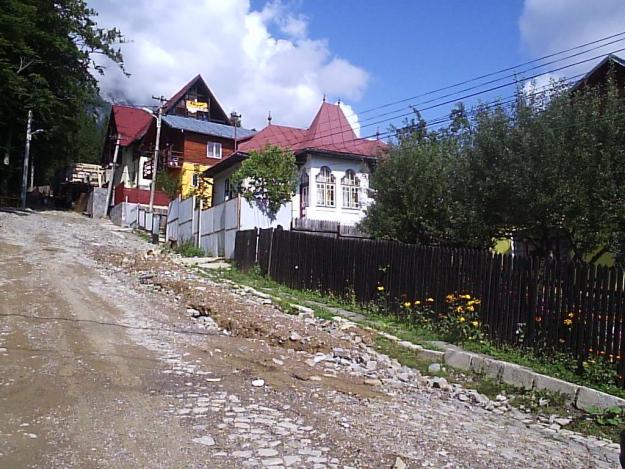 Vand sau schimb vila Busteni cu locuinta Bucuresti - Pret | Preturi Vand sau schimb vila Busteni cu locuinta Bucuresti