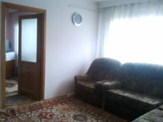 BACAU Vand apartament 2 camere pe Aleea Parcului, cu balcon - Pret | Preturi BACAU Vand apartament 2 camere pe Aleea Parcului, cu balcon