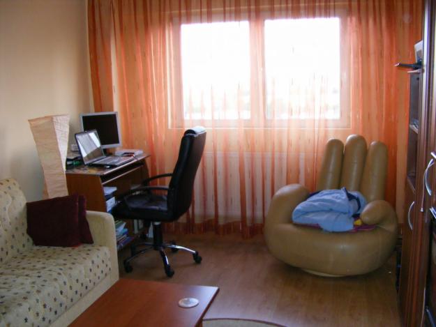 Apartament cu 2 camere, in zona Calea Bucuresti, structura deosebita - Pret | Preturi Apartament cu 2 camere, in zona Calea Bucuresti, structura deosebita