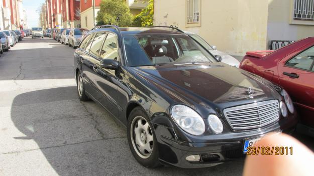 ofer spre inchiriere Mercedes E320 an 2005 cu sofer profesionis IEFTIN SI RAPID - Pret | Preturi ofer spre inchiriere Mercedes E320 an 2005 cu sofer profesionis IEFTIN SI RAPID