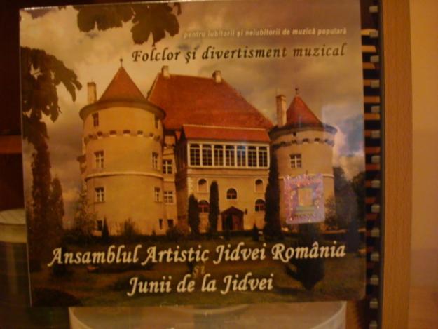 Ansamblul Artistic Jidvei Romania Si Junii De La Jidvei - Pret | Preturi Ansamblul Artistic Jidvei Romania Si Junii De La Jidvei