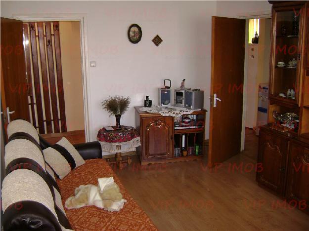 Apartament 3 camere zona Grivitei-Mircea cel Batran - Pret | Preturi Apartament 3 camere zona Grivitei-Mircea cel Batran