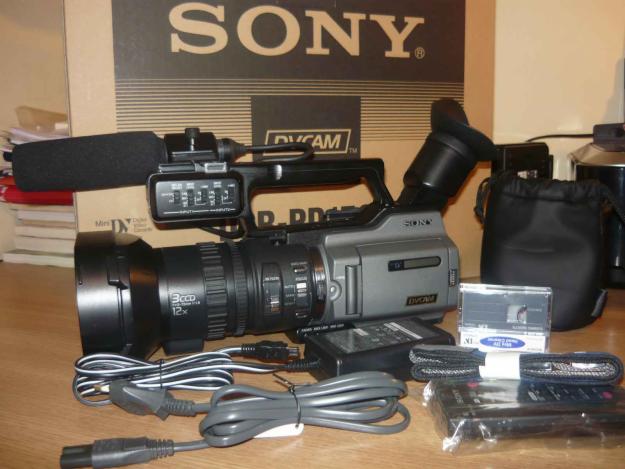 Vind Sony PD 170 - camera video profesionala DVCam - Pret | Preturi Vind Sony PD 170 - camera video profesionala DVCam