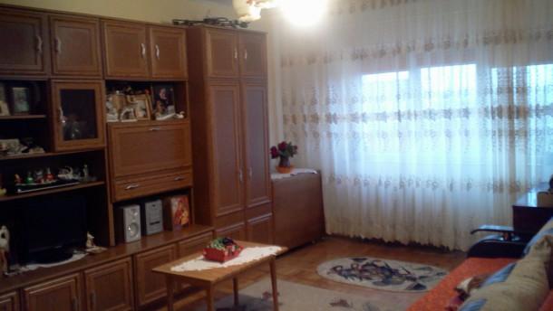 Apartament 2 camere decomandat zona Nord, cu imbunatatiri - Pret | Preturi Apartament 2 camere decomandat zona Nord, cu imbunatatiri