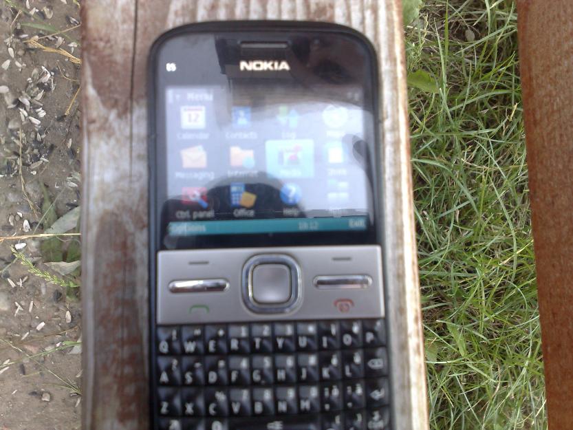 Vand/schimb nokia e5 black - Pret | Preturi Vand/schimb nokia e5 black