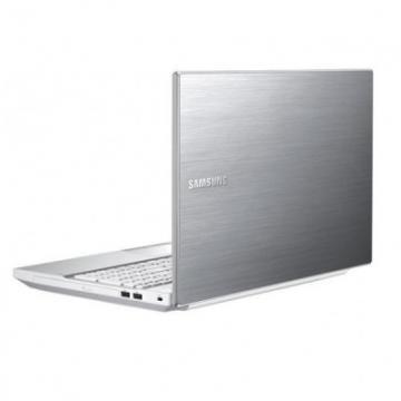 SAMSUNG 15.6" I7-2670QM 500GB 4GB WINDOWS 7 HOME - OPEN BOX - Pret | Preturi SAMSUNG 15.6" I7-2670QM 500GB 4GB WINDOWS 7 HOME - OPEN BOX