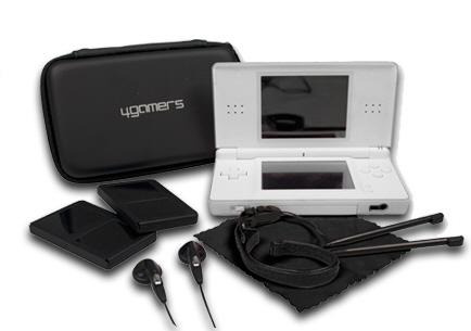 Kit 4 Gamers Black pentru Nintendo DS Lite YGN446 - Pret | Preturi Kit 4 Gamers Black pentru Nintendo DS Lite YGN446