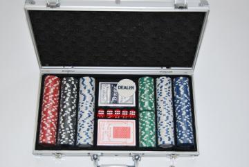 Set Poker 300 jetoane - Pret | Preturi Set Poker 300 jetoane