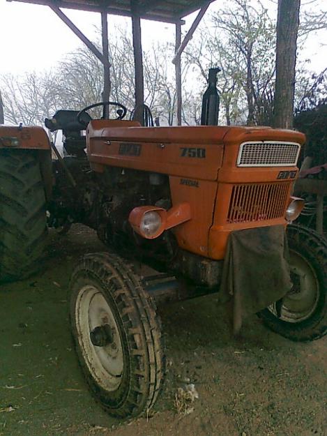 tractor marca fiat 750 - Pret | Preturi tractor marca fiat 750