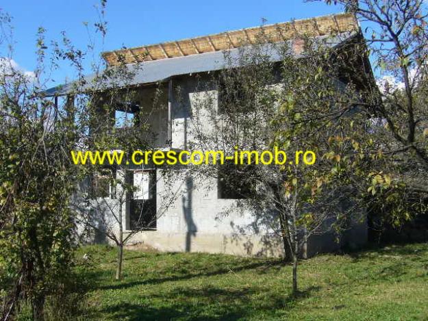 Vand casa Pucioasa - Pret | Preturi Vand casa Pucioasa