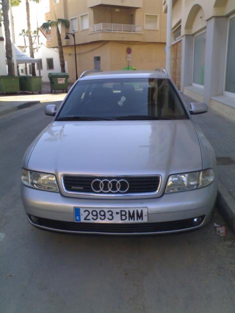 AUDI A4 2.4 QUATTRO V6 165cp - Pret | Preturi AUDI A4 2.4 QUATTRO V6 165cp