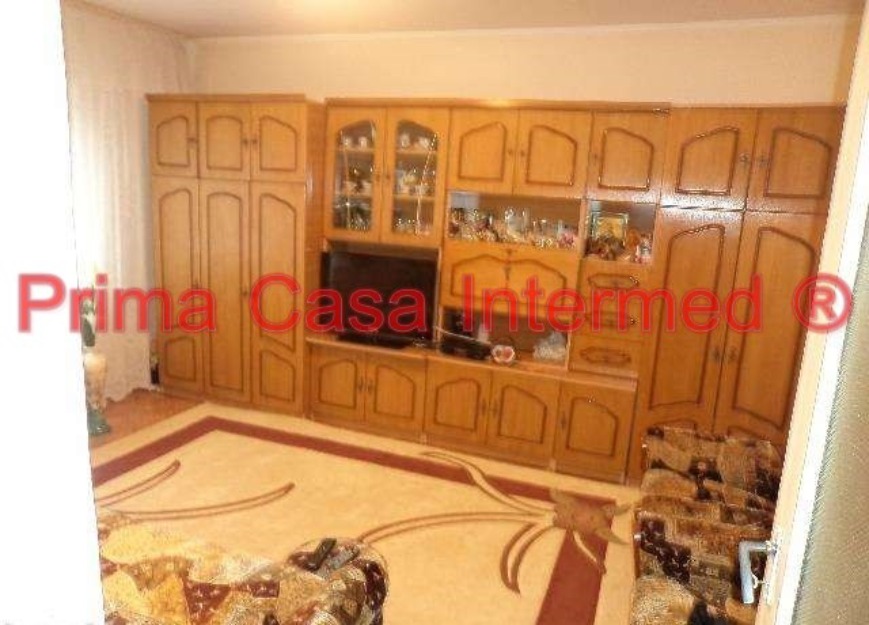 Apartament 3 camere, decomandat, 60mp, Balada - Pret | Preturi Apartament 3 camere, decomandat, 60mp, Balada