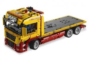 LEGO Flatbed Truck (8109) - Pret | Preturi LEGO Flatbed Truck (8109)