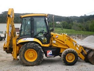 6 Buldoexcavatoare 3cx 2003 Buldoescavatoare Ieftine Ocazie Speciala - 33.000 Euro - Pret | Preturi 6 Buldoexcavatoare 3cx 2003 Buldoescavatoare Ieftine Ocazie Speciala - 33.000 Euro