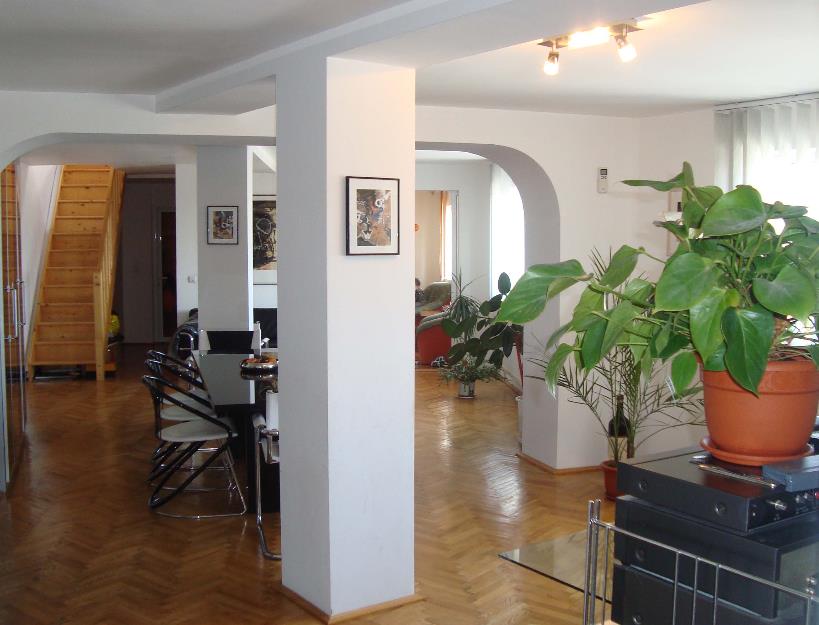 Apartament de lux - Duplex cu vedere superba la Dunare - Pret | Preturi Apartament de lux - Duplex cu vedere superba la Dunare