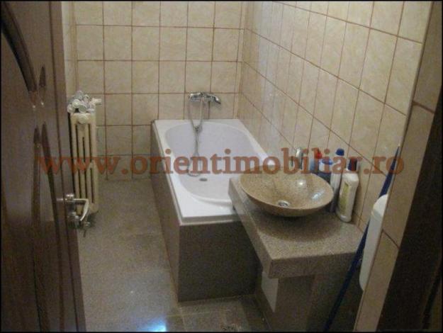 Vand apartament 2 camere zona inel 2 constanta 35.500 euro - Pret | Preturi Vand apartament 2 camere zona inel 2 constanta 35.500 euro