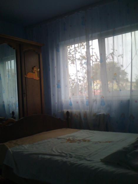 Inchiriez apartament 2 camere Tomis 3 - Pret | Preturi Inchiriez apartament 2 camere Tomis 3