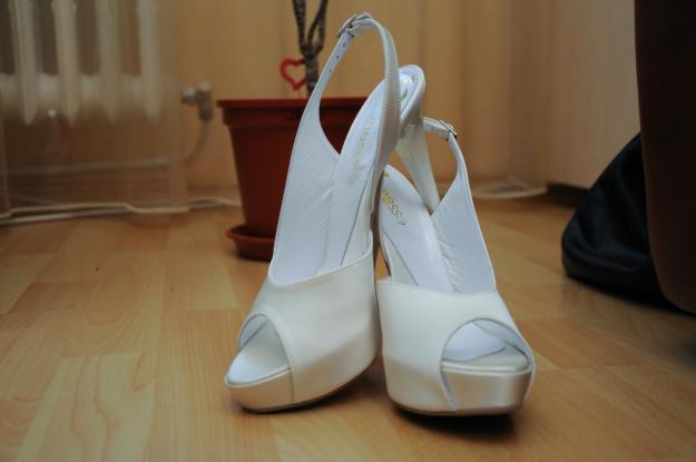 Pantofi de mireasa Veronesse Ivory - Pret | Preturi Pantofi de mireasa Veronesse Ivory