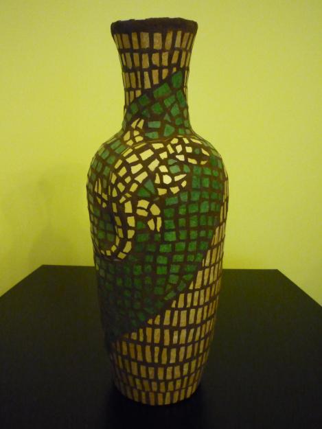 Vaza manufacturata din mozaic - Pret | Preturi Vaza manufacturata din mozaic