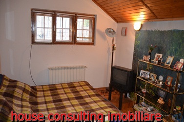 busteni-vila de vanzare 5 camere,central - Pret | Preturi busteni-vila de vanzare 5 camere,central